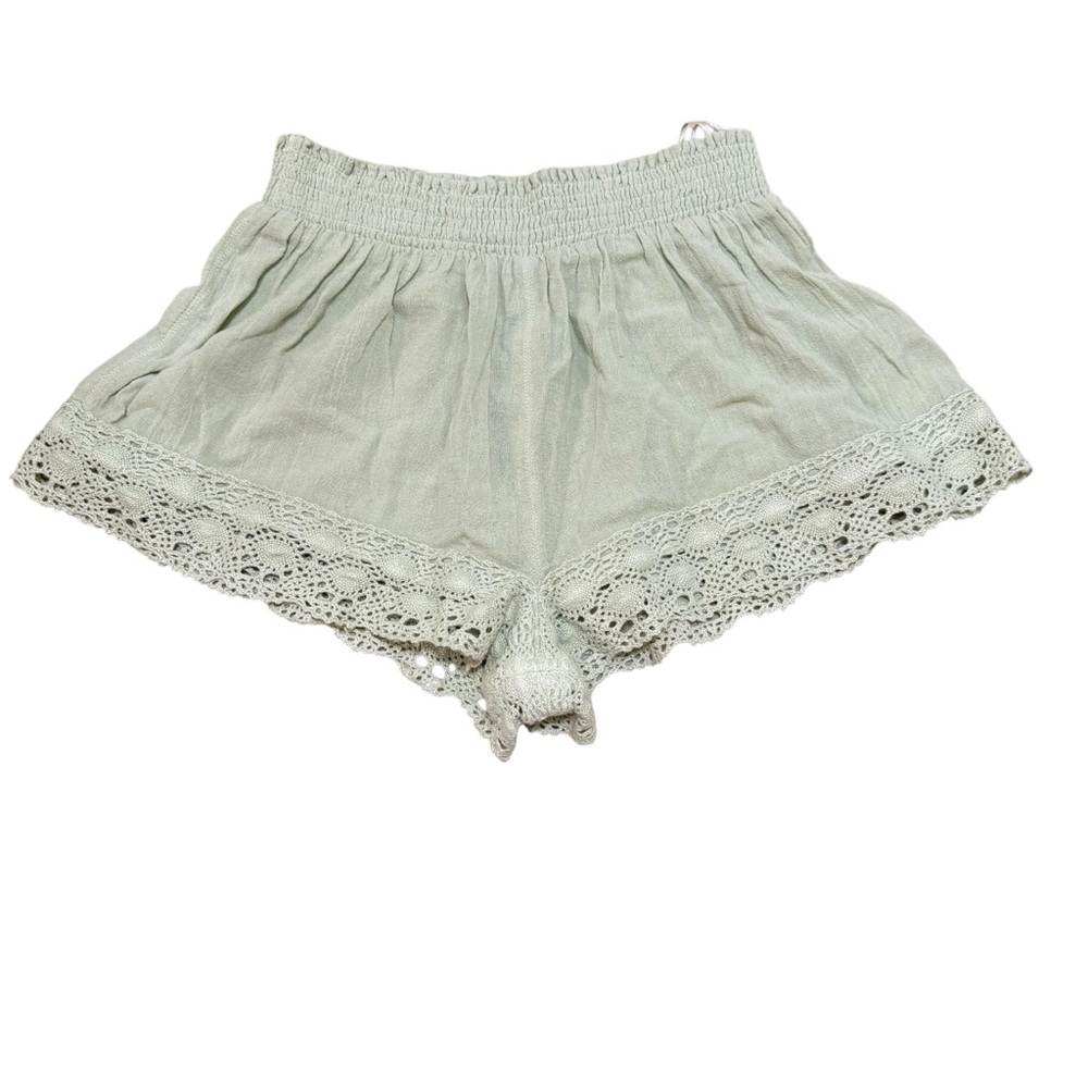 BDG Urban Outfitters sage green crochet trim shorts women’s M boho cottagecore